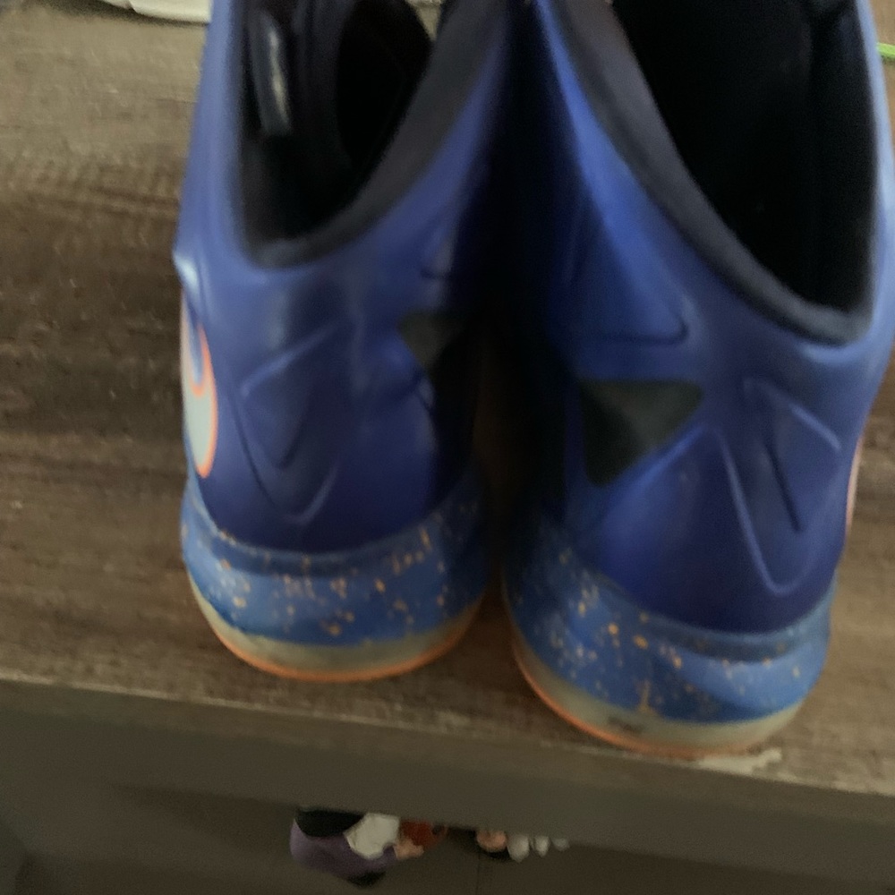 Nike - Picture 4 of 5